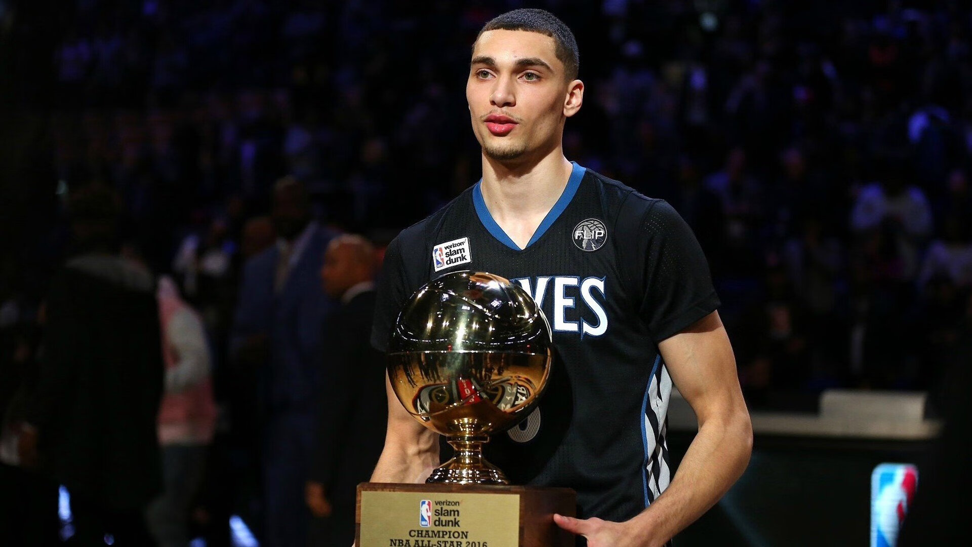 巴尔韦德关键节点连续得分,荷兰狂胜智利背后的战术革命与精神密码