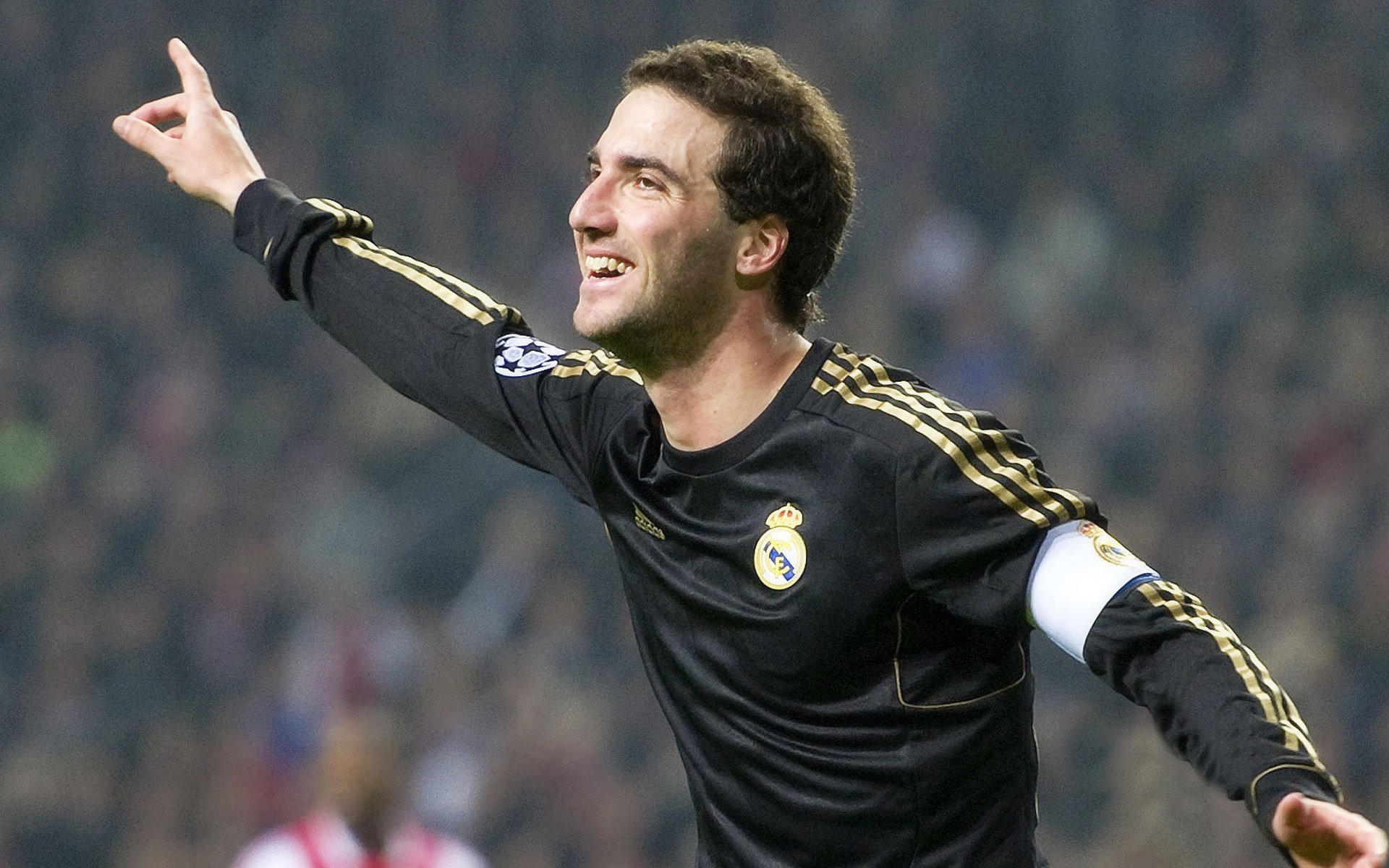 淘汰巴萨的,不是赖斯,是新西兰的野蛮人