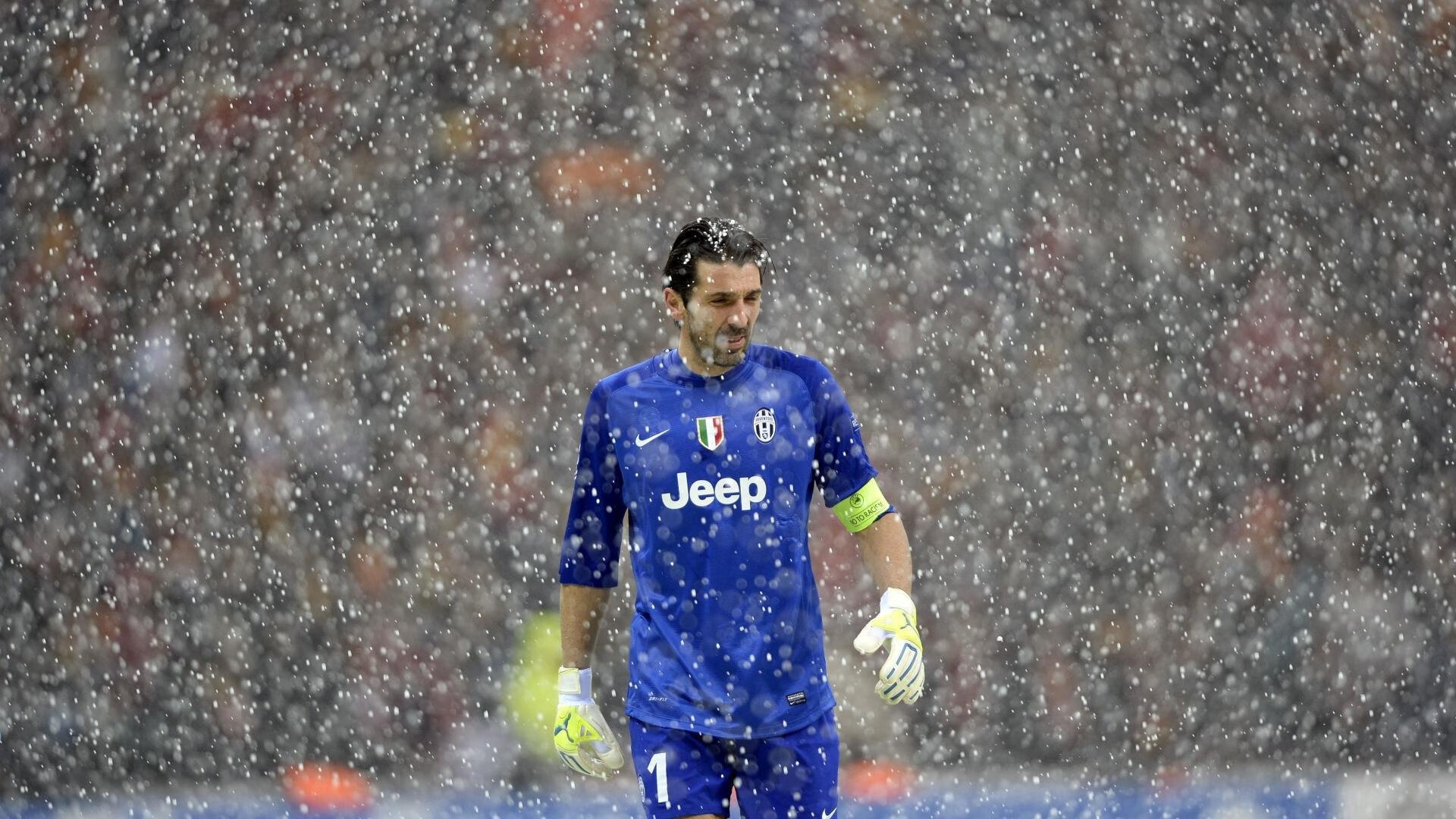 皇马防守锁死佛罗伦萨,阿圭罗在奥运周期关键战接管比赛