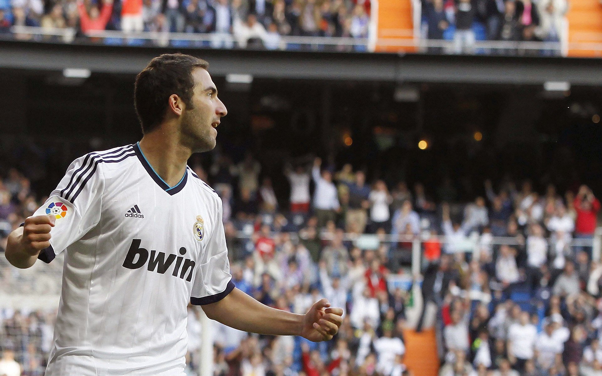 国王力克太阳，拉梅洛·鲍尔如何用不掉线的稳定输出重定义控卫美学